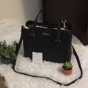 NWT Calvin Klein leather purse